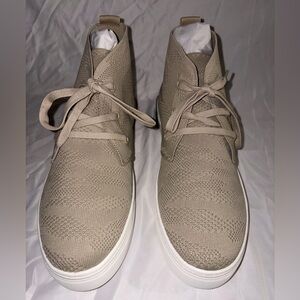 Men's Beige Chukka Boots